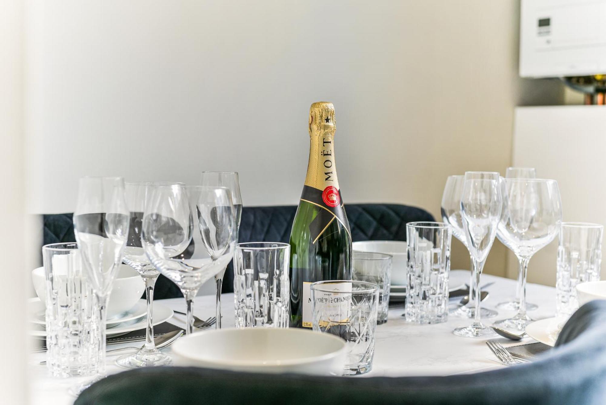 Avari Apartments - Hatton Collection London Luaran gambar