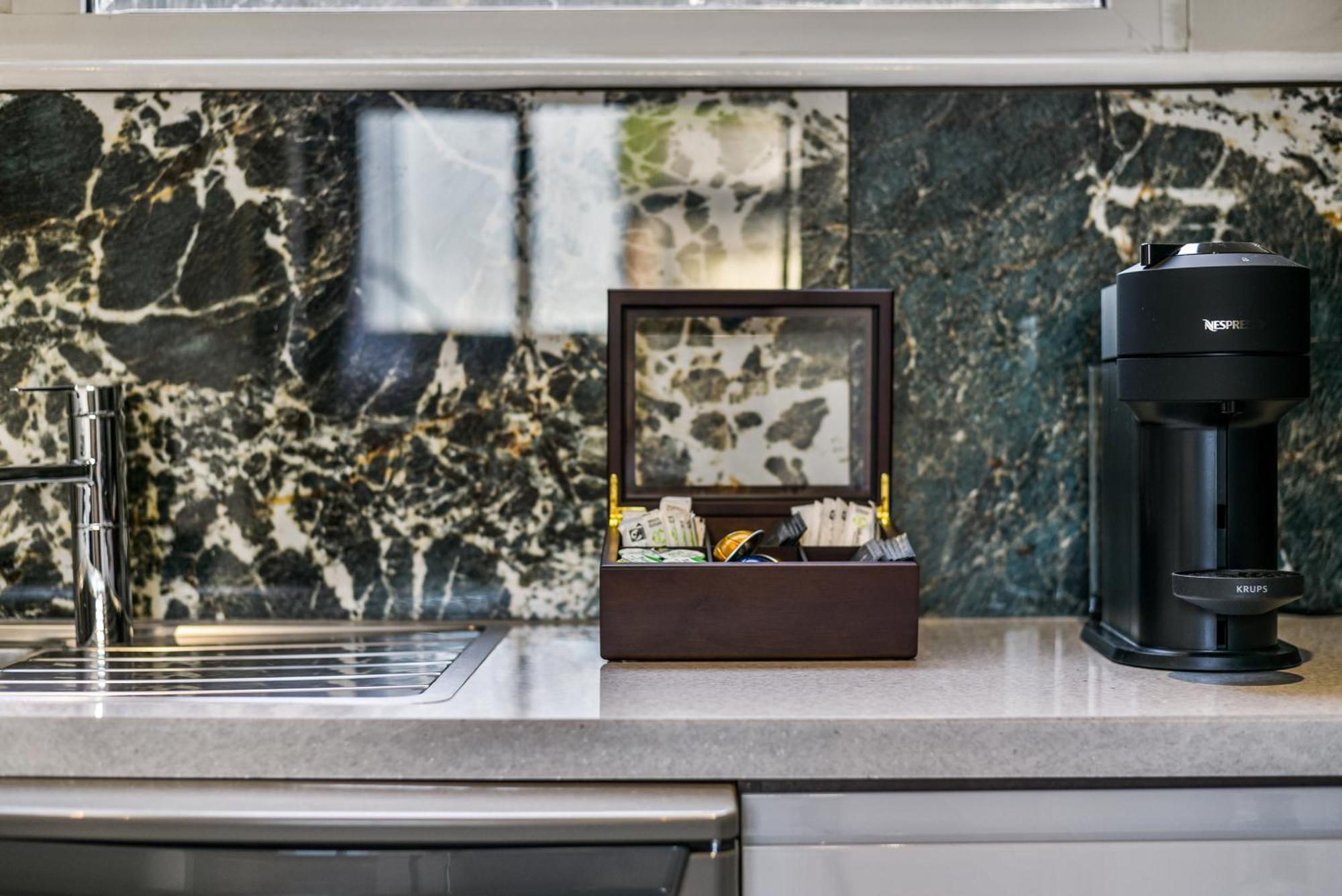 Avari Apartments - Hatton Collection London Luaran gambar